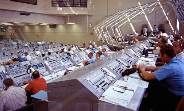 Аполлон-11 подготовка