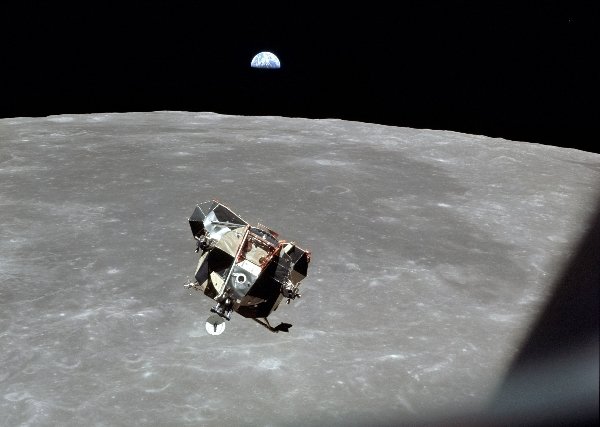 Аполлон-11 взлет